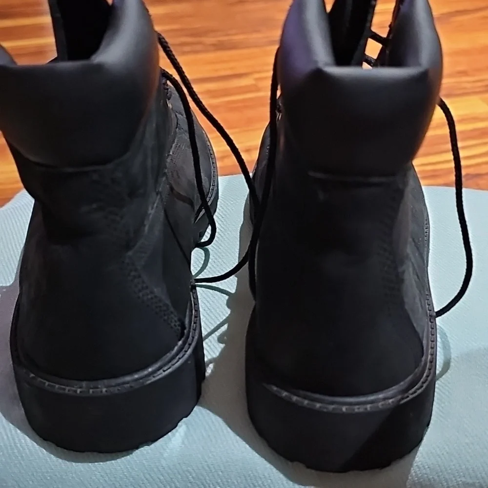 Timberland suede waterproof